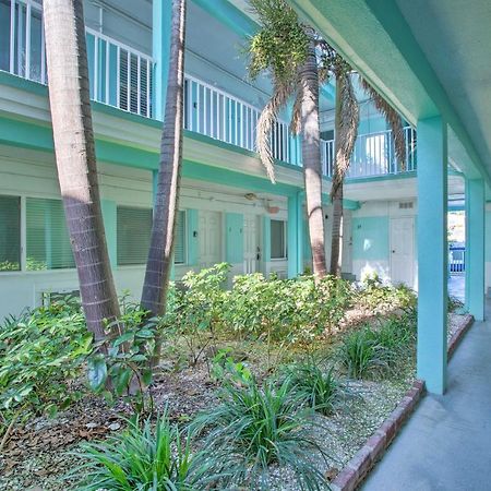 Tropical Pass-A-Grille Gem With Direct Beach Access! St. Pete Beach Εξωτερικό φωτογραφία
