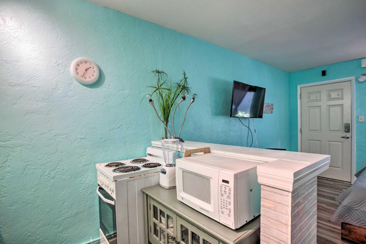 Tropical Pass-A-Grille Gem With Direct Beach Access! St. Pete Beach Εξωτερικό φωτογραφία